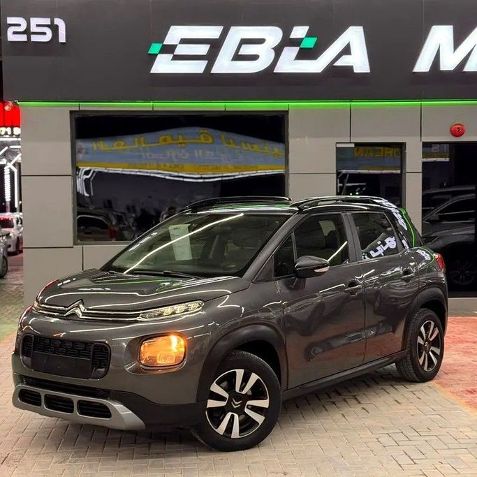 Подержанный Citroen C3 Aircross I, 1.2 л, 2020 в Аджмане от EBLA MOTORS FZE Серый цвет. GCC | AUTO.AE