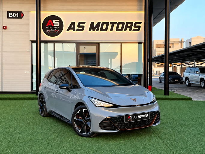 مستعملة ⁦Cupra Born، 2024⁩ في في الإمارات, عجمان من AS MOTORS، اللون رمادي. المواصفات الأوروبية | AUTO.AE | إعلان #286101
