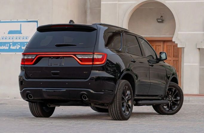 Подержанный Dodge Durango III Рестайлинг 2, 3.6 л, 2025 в Аджмане от AMG Cars Черный цвет. Американская | AUTO.AE
