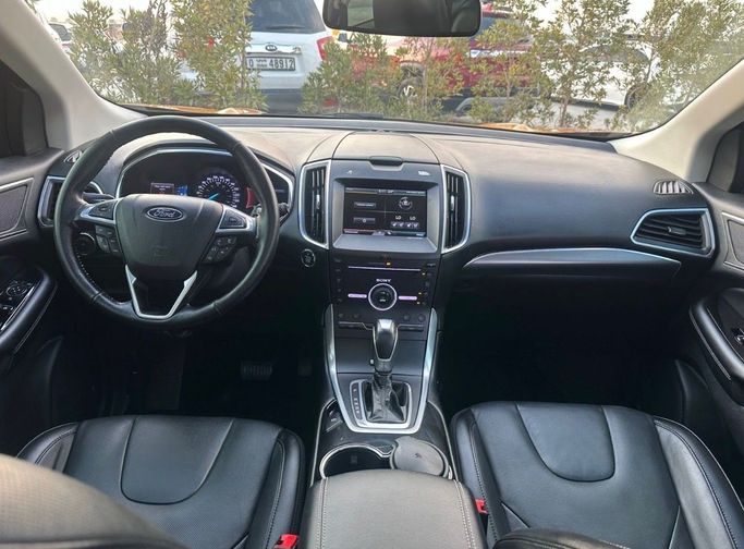 مستعملة Ford Edge ثانياً, 3.5 l, 2016 في في عجمان، اللون برتقالي.  | AUTO.AE