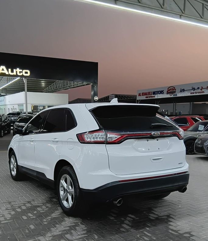 Used Ford Edge II, 3.5 l, 2018 in Ajman by Auto Zone, White color. Other | AUTO.AE