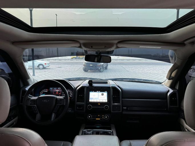 Подержанный Ford Expedition IV, 3.5 л, 2019 в Аджмане от Abu Rashid Cars  Коричневый цвет. GCC | AUTO.AE