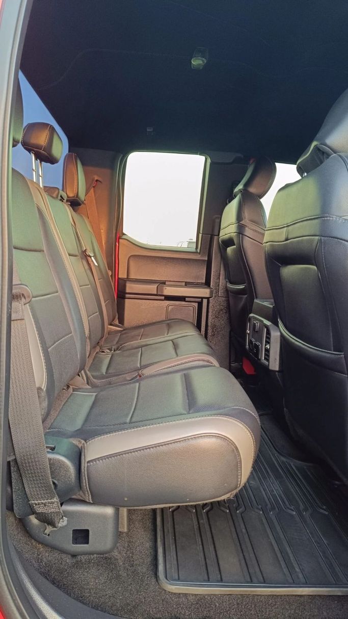 Подержанный Ford F-150 XIII Рестайлинг, 4.9 л, 2018 в Аджмане от Abu Rashid Cars  Красный цвет. GCC | AUTO.AE