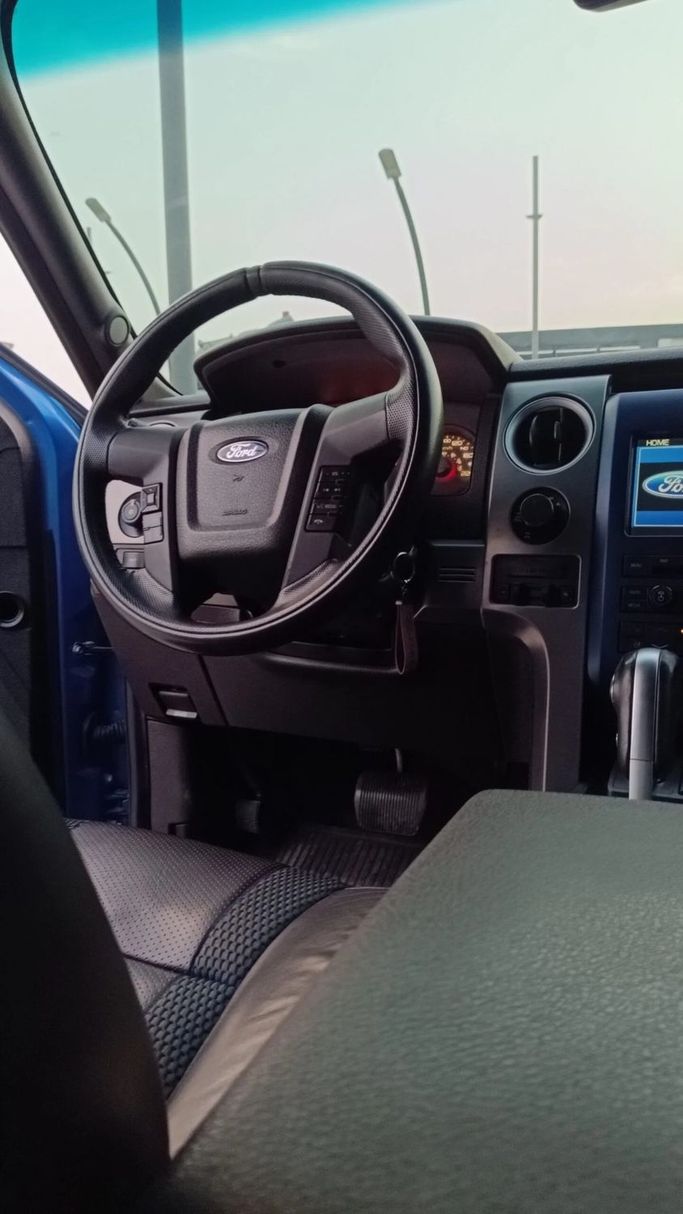 Подержанный Ford F-150 XII, 6.1 л, 2012 в Аджмане от Abu Rashid Cars  Синий цвет. GCC | AUTO.AE