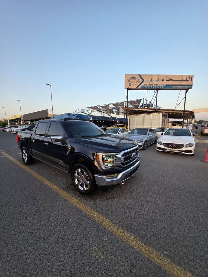 مستعملة Ford F-150 الرابع عشر, 5.0 l, 2022 في في عجمان من AL FAYHA CARS، اللون أزرق. المواصفات الأمريكية | AUTO.AE | إعلان #253790