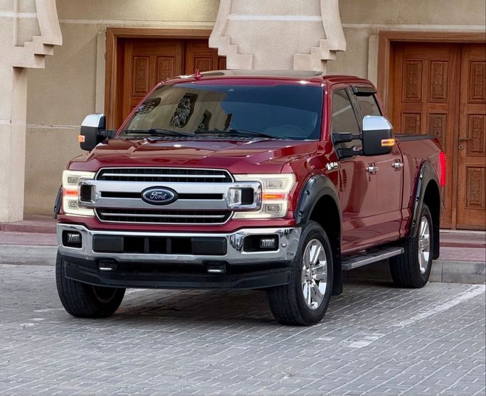 مستعملة ⁦Ford F-150 Shelby Extreme تجميل الوجه الثالث عشر، 5.0 l، 2018⁩ في في الإمارات, عجمان من SAEED MOTORS، اللون عنابي. المواصفات الأمريكية | AUTO.AE | إعلان #287820