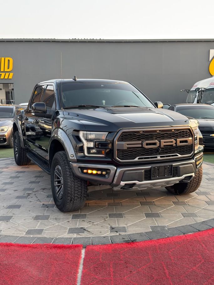 مستعملة ⁦Ford F-150 تجميل الوجه الثالث عشر، 3.5 l، 2019⁩ في في الإمارات, عجمان من DEAL CARS، اللون أسود. مواصفات الخليج | AUTO.AE | إعلان #288066