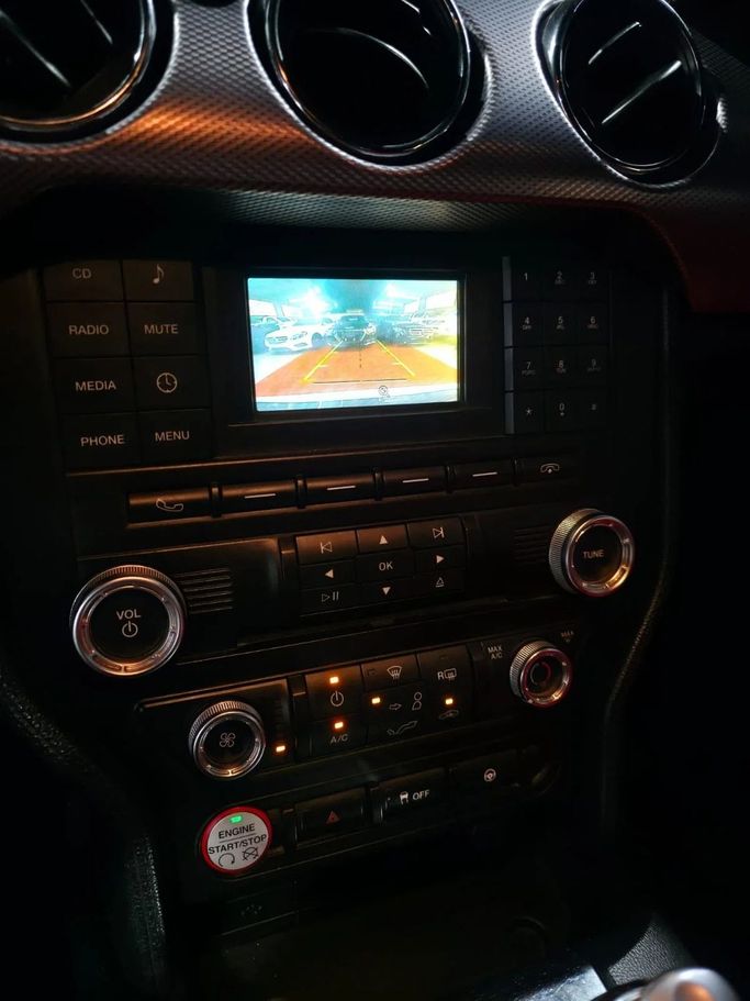 Подержанный Ford Mustang VI, 5.0 л, 2016 в Аджмане от Abu Rashid Cars  Белый цвет. Американская | AUTO.AE