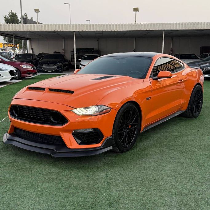Подержанный Ford Mustang GT Performance VI Рестайлинг, 5.0 л, 2020 в Аджмане от Syria Motors Оранжевый цвет. Американская | AUTO.AE