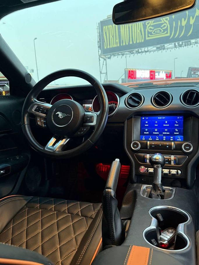 Подержанный Ford Mustang GT Performance VI Рестайлинг, 5.0 л, 2020 в Аджмане от Syria Motors Оранжевый цвет. Американская | AUTO.AE