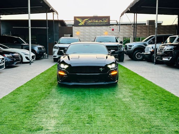 Used Ford Mustang VI Facelift, 5.0 l, 2020 in Ajman by Al Jernas Used Cars Trading FZE, Black color. American Specs | AUTO.AE | Listing #269209