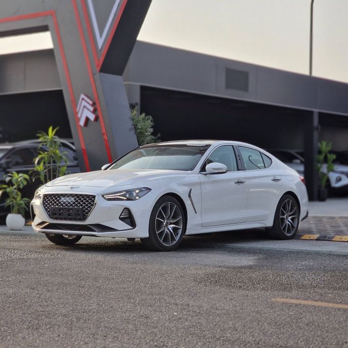 Подержанный Genesis G70 I Рестайлинг, 2.0 л, 2021 в Аджмане от Syria Motors Белый цвет. Канадская | AUTO.AE