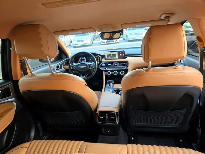 Подержанный Genesis G70 I Рестайлинг, 3.3 л, 2022 в Аджмане от Al Hilal Motors Черный цвет. Американская | AUTO.AE