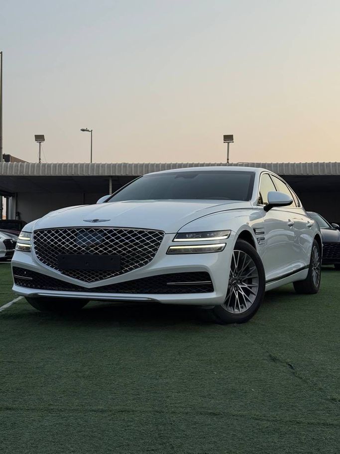 Подержанный Genesis G80 II, 2.5 л, 2021 в Аджмане от Syria Motors Белый цвет. Корейская | AUTO.AE
