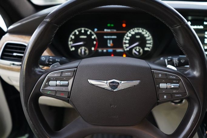 Подержанный Genesis G90 I Рестайлинг, 3.8 л, 2019 в Аджмане от Syria Motors Черный цвет.  | AUTO.AE