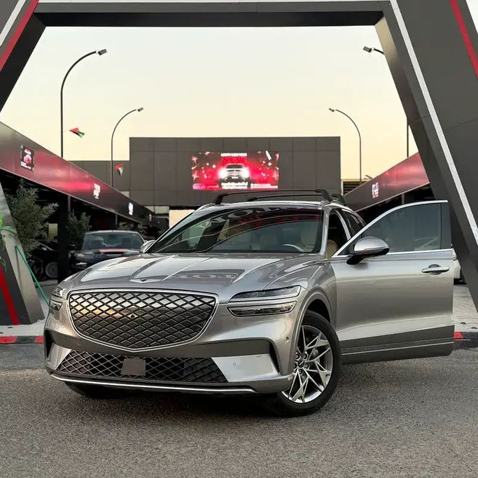 Used Genesis GV70 I, 2025 in Ajman by Damascus Motors , Silver color. American Specs | AUTO.AE