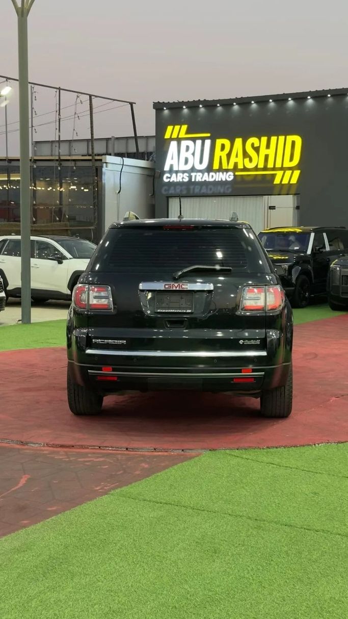 Подержанный GMC Acadia I Рестайлинг, 3.6 л, 2015 в Аджмане от Abu Rashid Cars  Черный цвет. GCC | AUTO.AE
