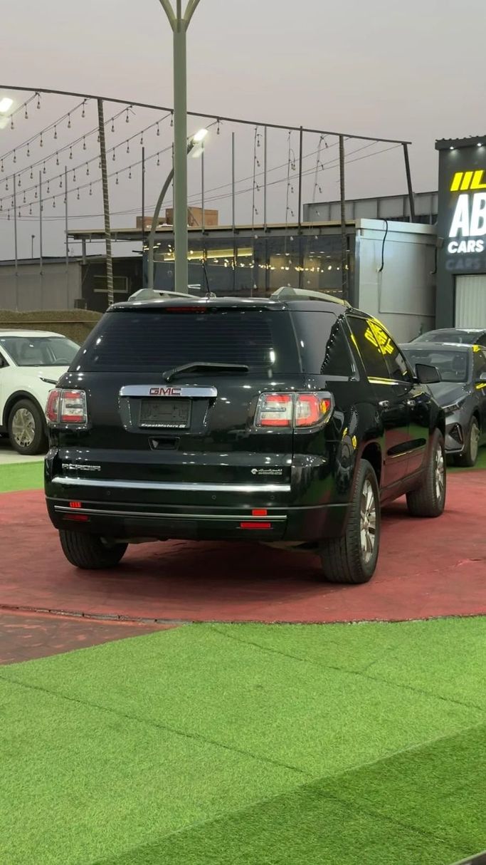 Подержанный GMC Acadia I Рестайлинг, 3.6 л, 2015 в Аджмане от Abu Rashid Cars  Черный цвет. GCC | AUTO.AE