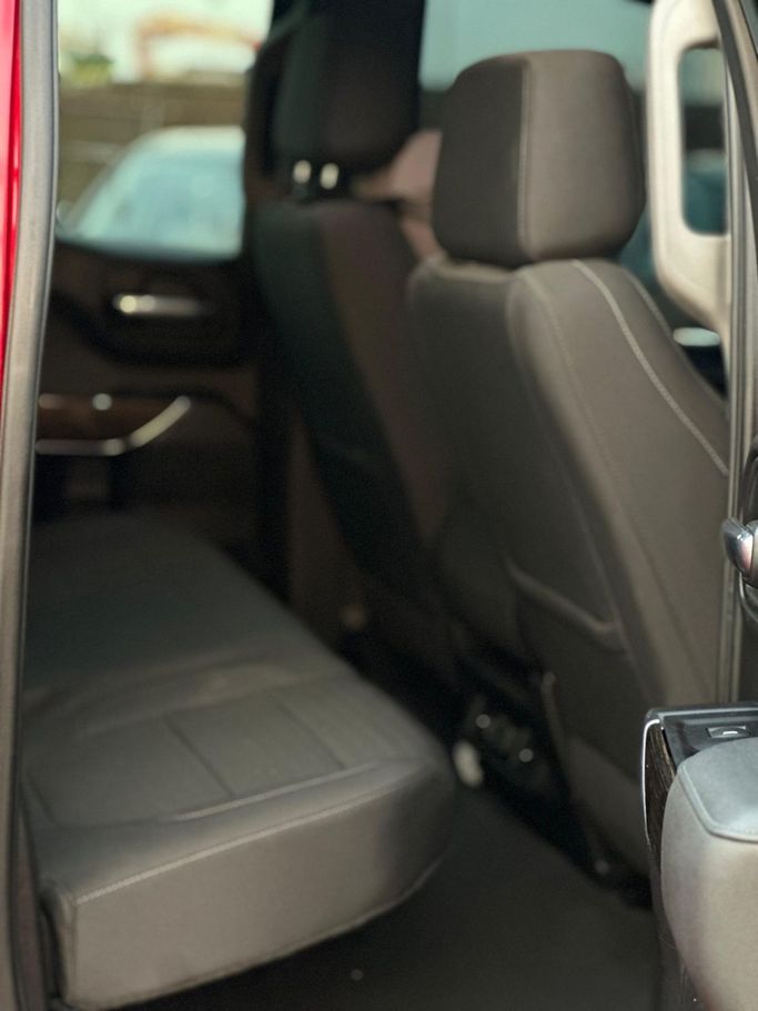 Подержанный GMC Sierra IV, 2.7 л, 2022 в Аджмане от Abu Rashid Cars  Красный цвет. Американская | AUTO.AE