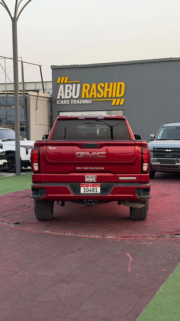 Подержанный GMC Sierra IV, 2.7 л, 2022 в Аджмане от Abu Rashid Cars  Красный цвет. Американская | AUTO.AE