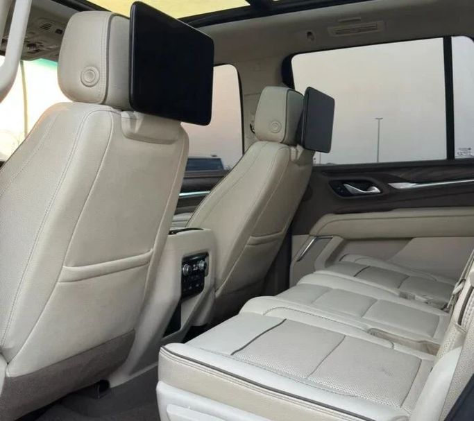 Used GMC Yukon V, 6.2 l, 2021 in Ajman by Abu Rashid Cars , Black color. GCC Specs | AUTO.AE