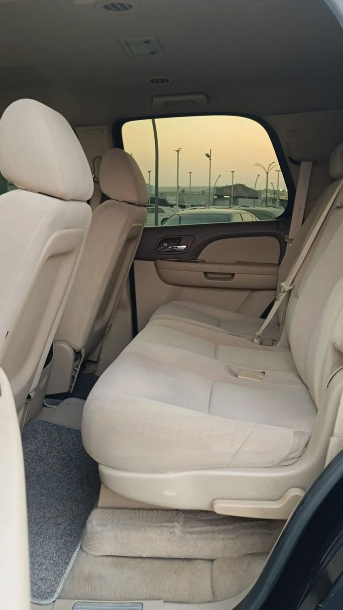 Подержанный GMC Yukon III (GMT900), 5.3 л, 2008 в Аджмане от Abu Rashid Cars  Синий цвет. GCC | AUTO.AE