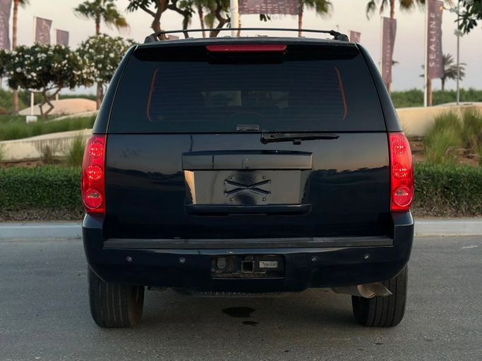 Подержанный GMC Yukon III (GMT900), 5.3 л, 2008 в Аджмане от Abu Rashid Cars  Синий цвет. GCC | AUTO.AE