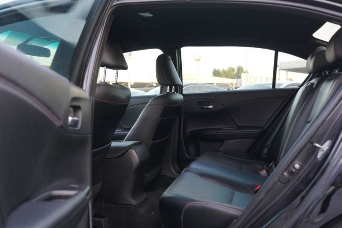 Подержанный Honda Accord IX Рестайлинг, 2.4 л, 2017 в Аджмане от Syria Motors Черный цвет.  | AUTO.AE