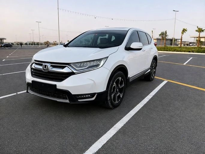 مستعملة Honda CR-V V, 1.5 l, 2018 في في الإمارات, عجمان من CHAMPION AUTOMOTIVE، اللون أبيض. مواصفات الخليج | AUTO.AE | إعلان #271470