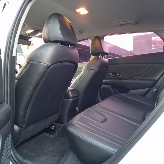 Подержанный Hyundai Avante VII, 1.6 л, 2021 в Аджмане от Syria Motors Белый цвет. Корейская | AUTO.AE