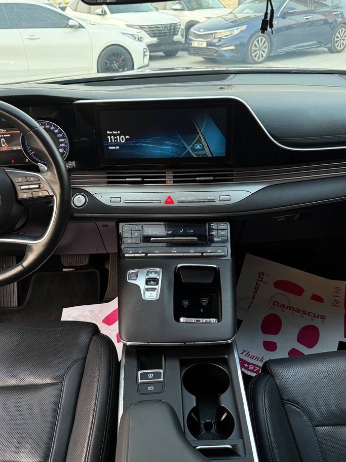 Подержанный Hyundai Azera III Рестайлинг, 2.5 л, 2021 в Аджмане от Syria Motors Серый цвет. Корейская | AUTO.AE