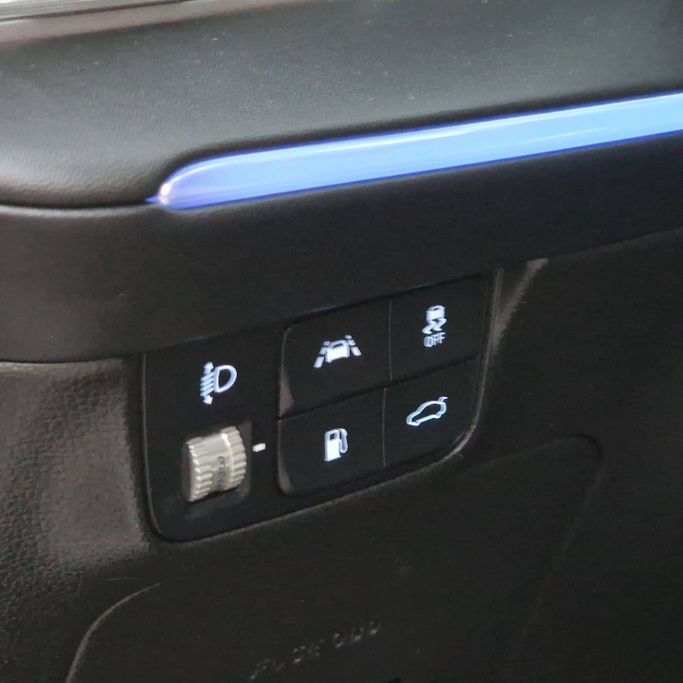 Подержанный Hyundai Azera III Рестайлинг, 2.5 л, 2021 в Аджмане от Syria Motors Серый цвет. Корейская | AUTO.AE