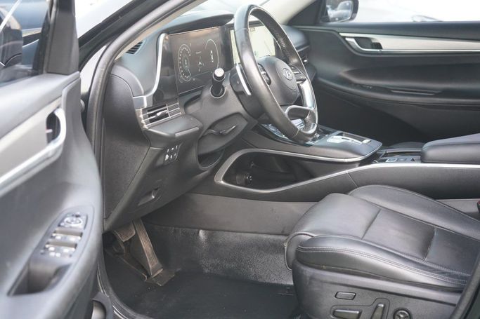 Подержанный Hyundai Azera III Рестайлинг, 3.5 л, 2020 в Аджмане от Syria Motors Черный цвет.  | AUTO.AE