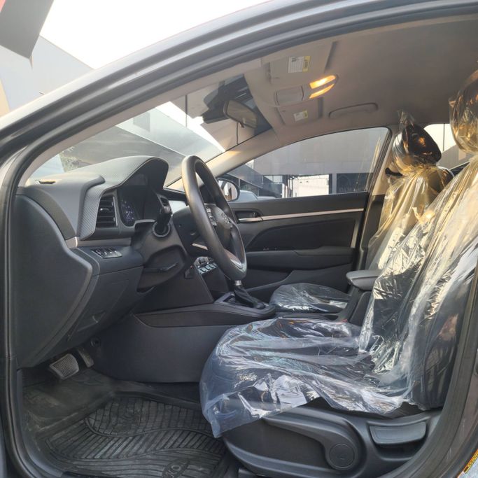 Подержанный Hyundai Elantra VII (CN7), 2.0 л, 2020 в Аджмане от Syria Motors Серый цвет. Американская | AUTO.AE