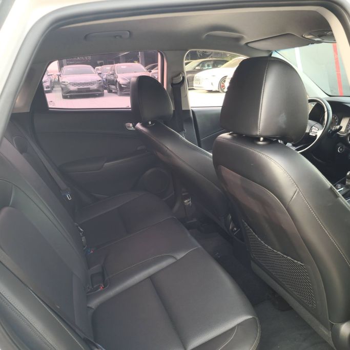 Подержанный Hyundai Kona I Рестайлинг, 1.6 л, 2022 в Аджмане от Syria Motors Белый цвет. Корейская | AUTO.AE