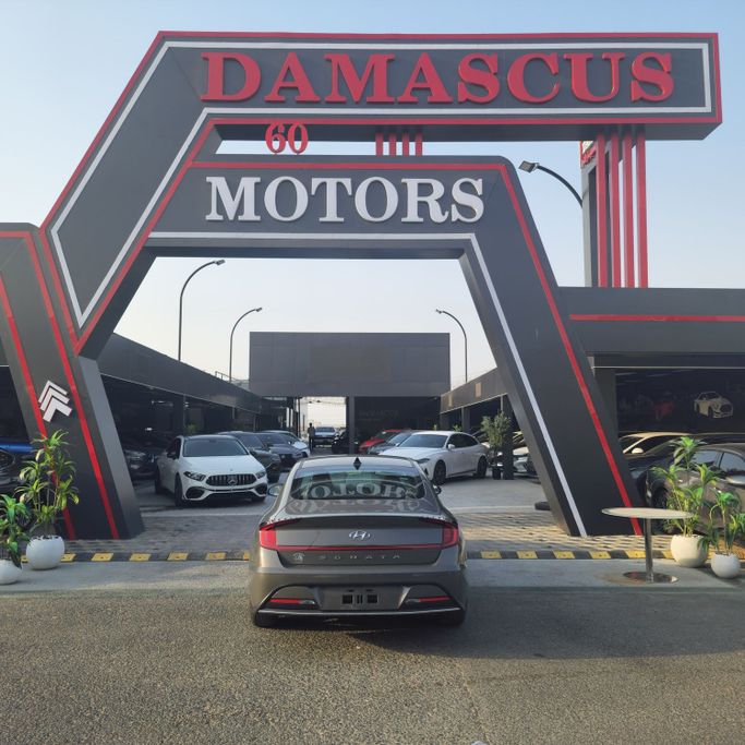 Подержанный Hyundai Sonata VIII (DN8), 2.5 л, 2021 в Аджмане от Syria Motors Серый цвет. Американская | AUTO.AE