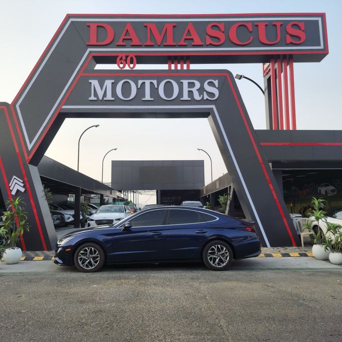 Подержанный Hyundai Sonata VIII (DN8), 2.5 л, 2021 в Аджмане от Syria Motors Синий цвет. Американская | AUTO.AE