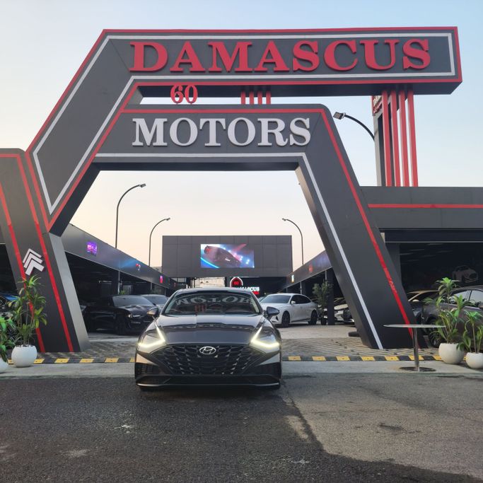 Подержанный Hyundai Sonata VIII (DN8), 1.6 л, 2021 в Аджмане от Syria Motors Серый цвет. Американская | AUTO.AE