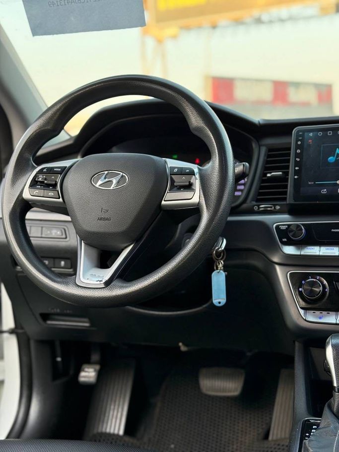 Used Hyundai Sonata VII (LF) Facelift, 2.0 l, 2020 in Ajman by Syria Motors, White color. Korean Specs | AUTO.AE