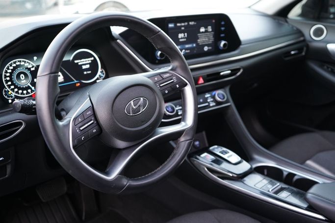 Подержанный Hyundai Sonata VIII (DN8), 2.5 л, 2021 в Аджмане от Syria Motors Синий цвет. Other | AUTO.AE