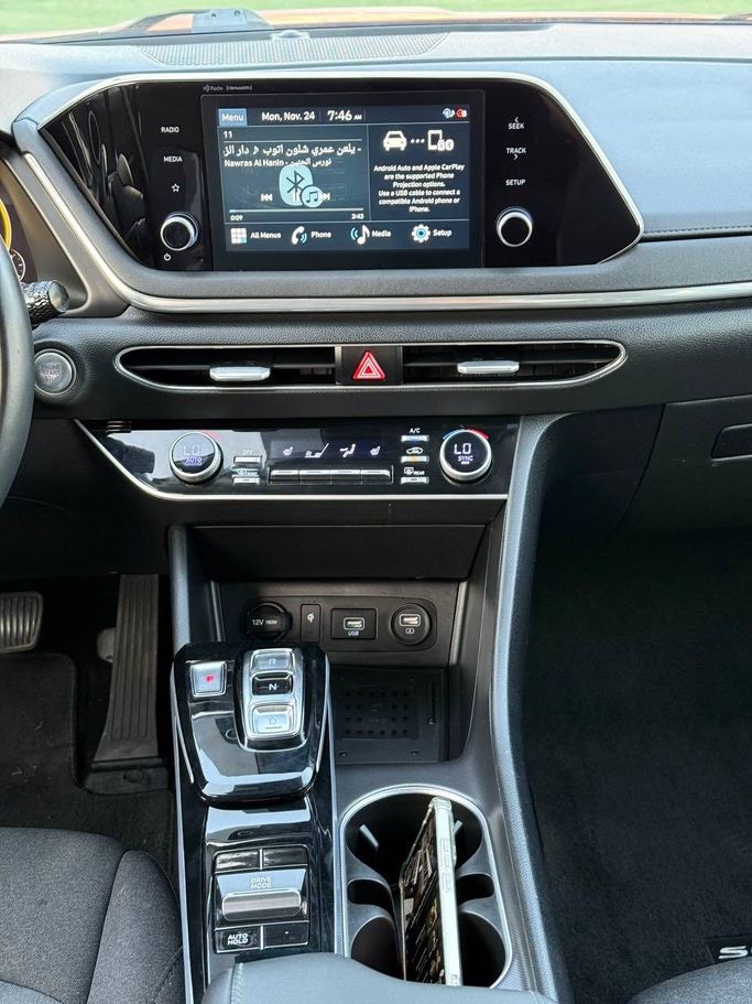 Подержанный Hyundai Sonata VIII (DN8), 2.5 л, 2020 в Аджмане от Syria Motors Красный цвет. Американская | AUTO.AE