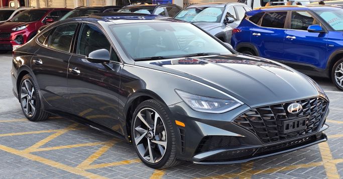 Подержанный Hyundai Sonata VIII (DN8), 1.6 л, 2023 в Аджмане от Al Hilal Motors Серый цвет. Американская | AUTO.AE | Объявление #268607