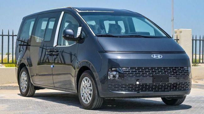 New Hyundai Staria, 3.5 l, 2025 in Ajman by WorldWideAuto FZC, Grey color. GCC Specs | AUTO.AE | Listing #271271
