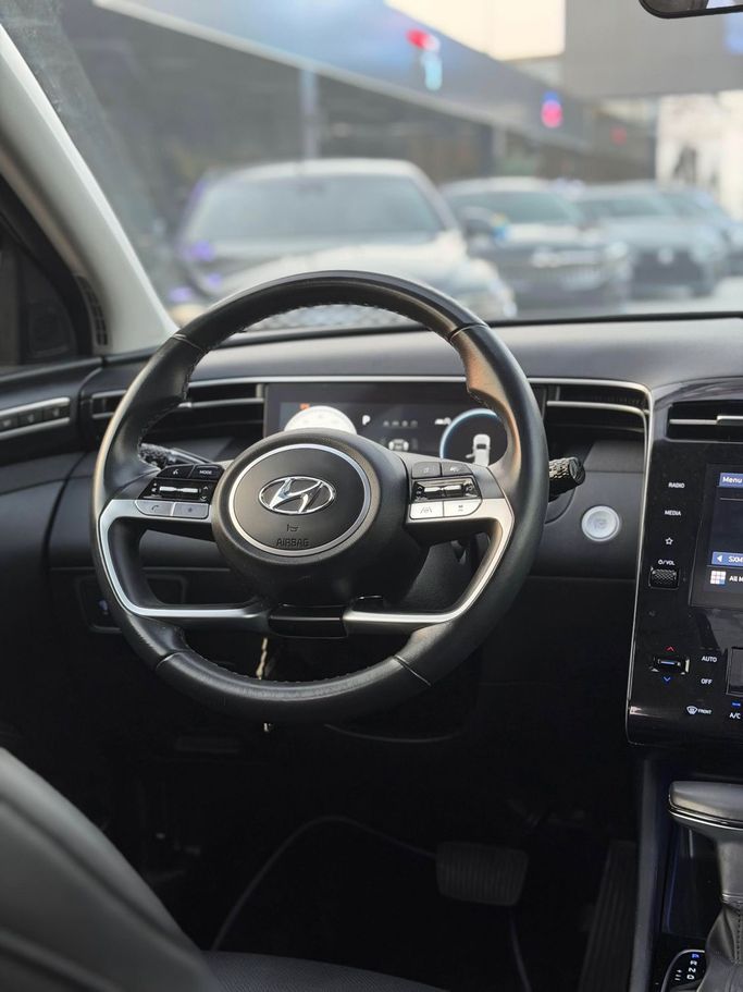 Подержанный Hyundai Tucson IV, 2.5 л, 2023 в Аджмане от Syria Motors Серый цвет. Американская | AUTO.AE