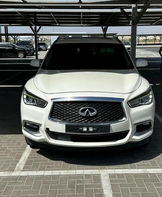 Подержанный Infiniti QX60 I Рестайлинг, 3.5 л, 2018 в Аджмане от EBARIZ AUTO Белый цвет. GCC | AUTO.AE | Объявление #271219