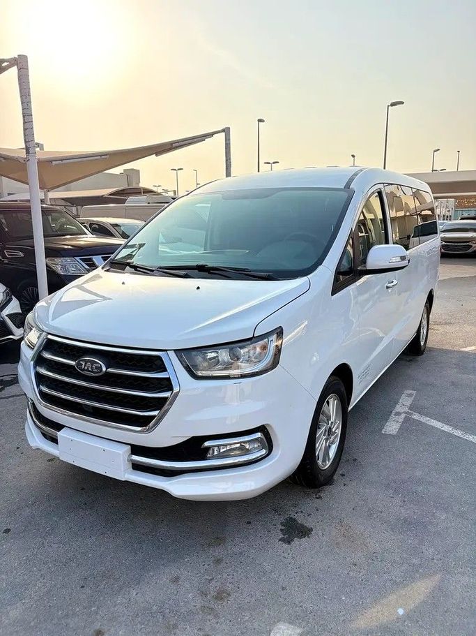 مستعملة JAC M4, 2.0 l, 2021 في في عجمان من AL QIMAH CARS، اللون أبيض. مواصفات الخليج | AUTO.AE | إعلان #261385