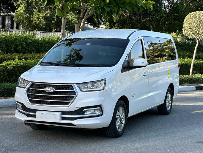 Подержанный JAC M4, 2.0 л, 2021 в ОАЭ, Аджман от BLACK HORSE MOTORS Белый цвет. GCC | AUTO.AE | Объявление #282751