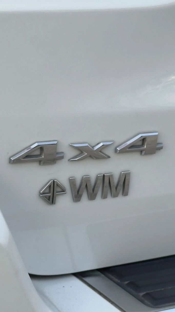 Подержанный Jeep Grand Cherokee IV (WK2) Рестайлинг, 5.7 л, 2015 в Аджмане от Abu Rashid Cars  Белый цвет. GCC | AUTO.AE