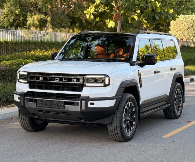 مستعملة Jetour G700, 2.0 l, 2026 في في عجمان، اللون أبيض. مواصفات الخليج | AUTO.AE | إعلان #250427