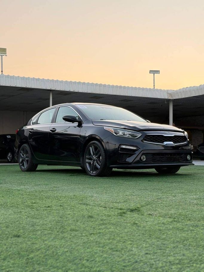 Подержанный Kia Forte III, 1.6 л, 2021 в Аджмане от Syria Motors Черный цвет. Канадская | AUTO.AE